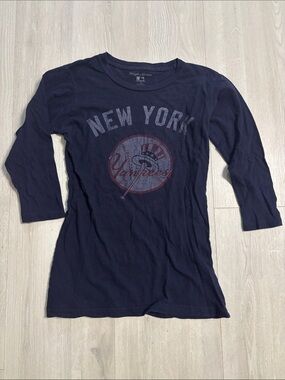 🔥BUNDLESALE Ladies L Wright & Ditson New York Yankees 3/4 Sleeve Tee